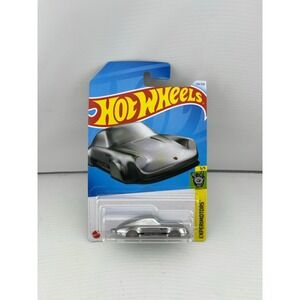 Hot Wheels Porsche 911 Carrera Keychain